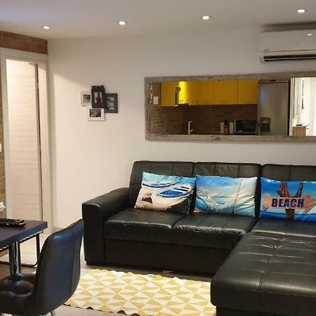 קוסטרנה Apartman Sevilya מראה חיצוני תמונה