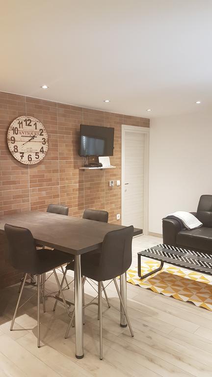 קוסטרנה Apartman Sevilya מראה חיצוני תמונה