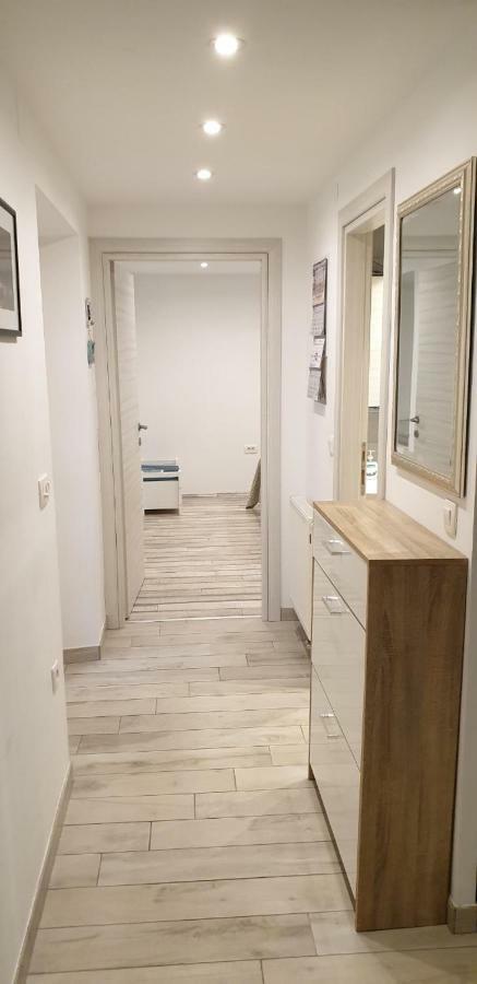 קוסטרנה Apartman Sevilya מראה חיצוני תמונה